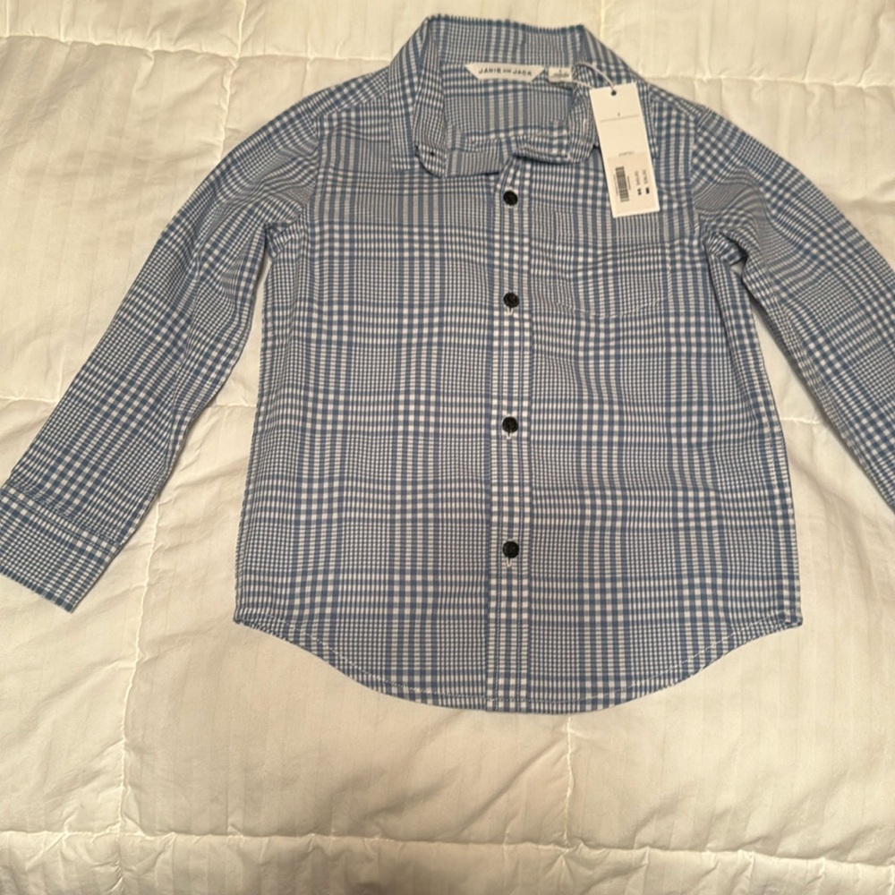 NWT BUTTON DOWN SHIRT